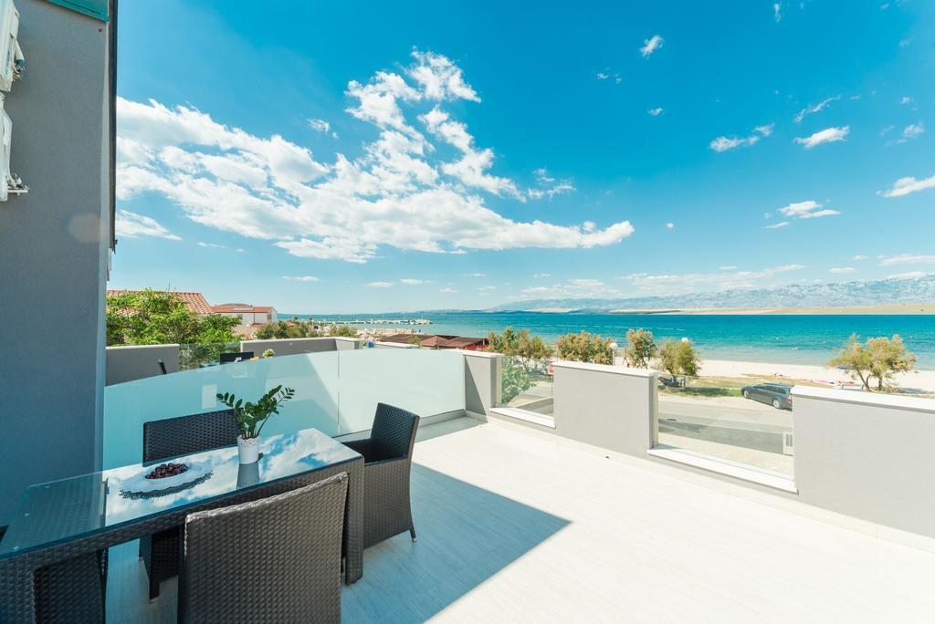 Apartments Mavracic Vir Εξωτερικό φωτογραφία