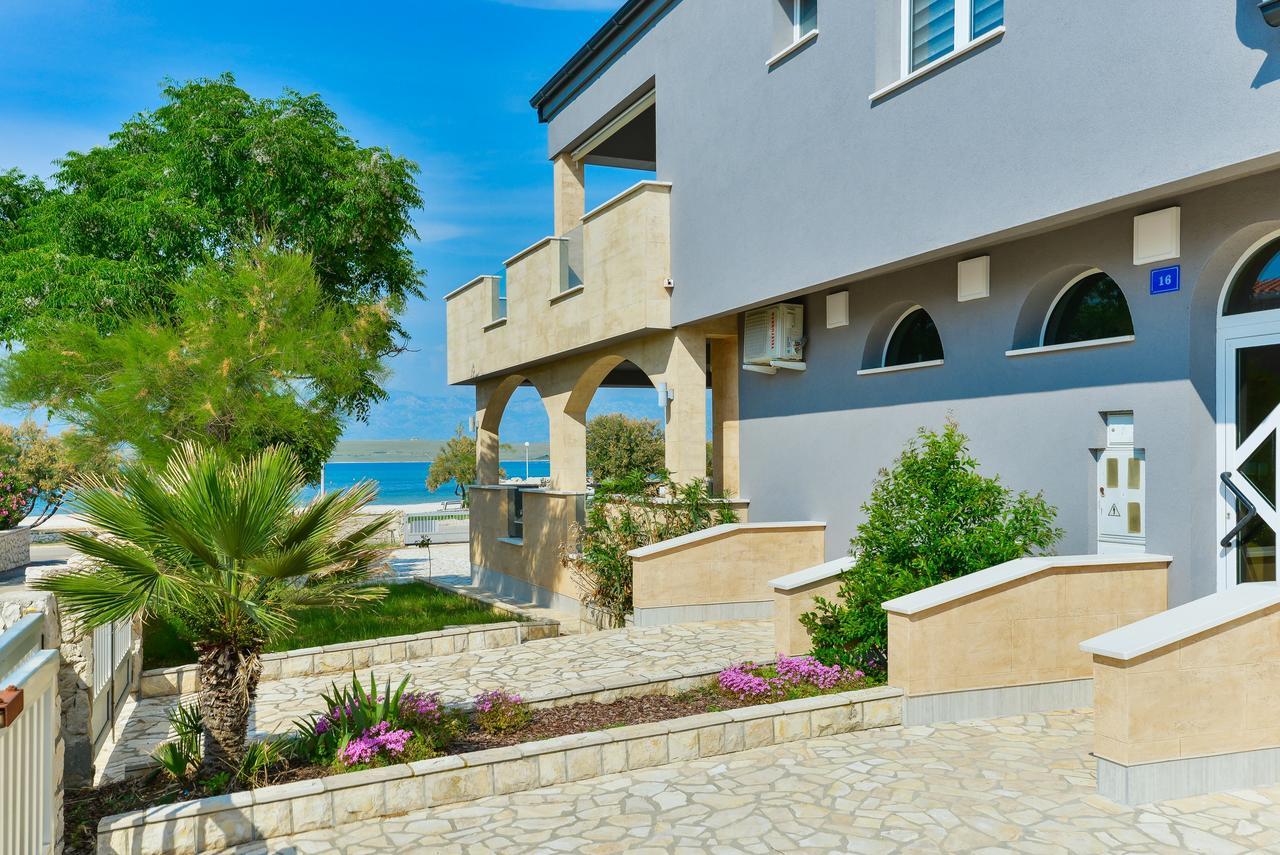 Apartments Mavracic Vir Εξωτερικό φωτογραφία